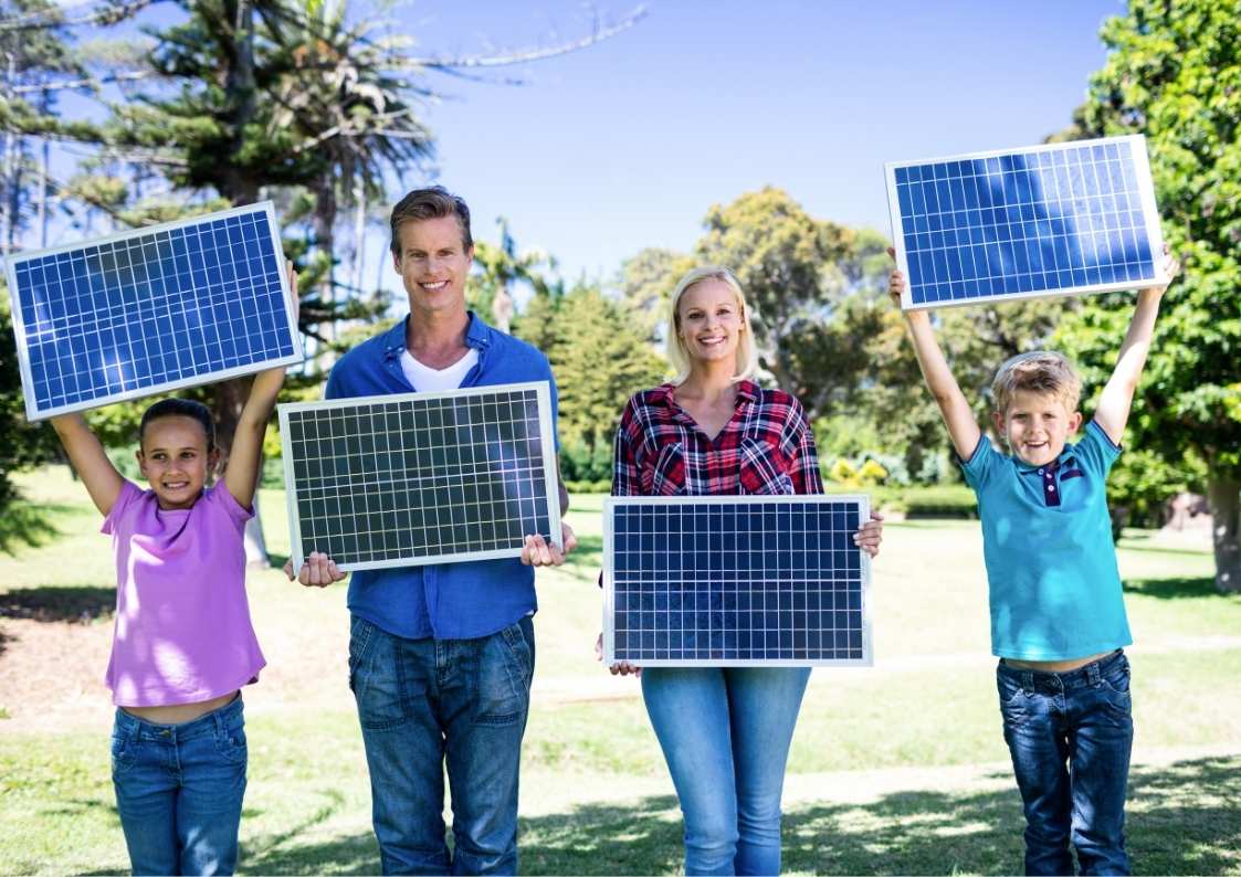 התקנת פאנלים סולאריים: השקעה כדאית להורים צעירים