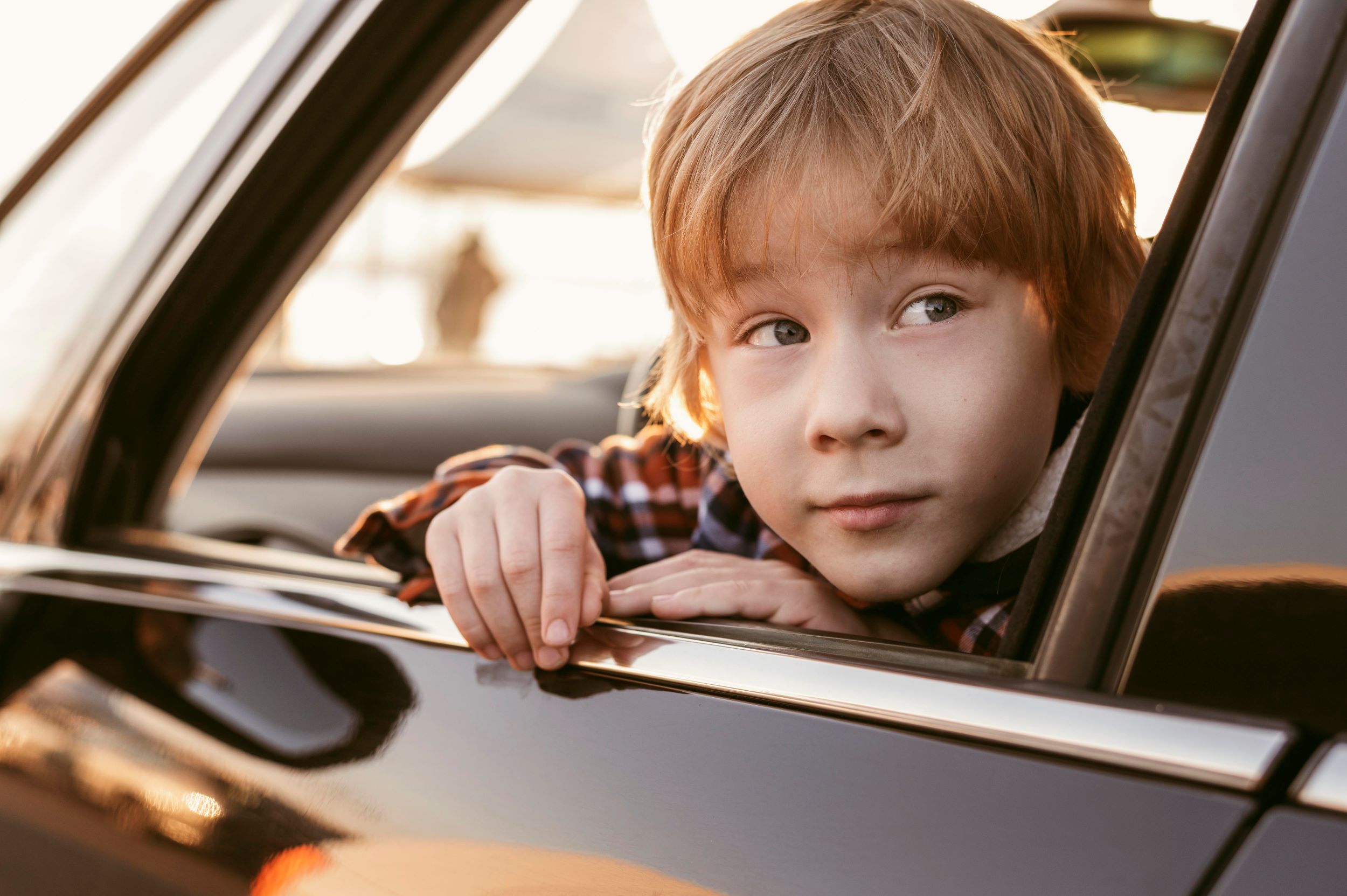 מחגורות בטיחות ועד נעילת דלתות: כללי בטיחות לנסיעה עם ילדים ברכב